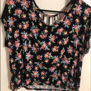 Floral crop tee